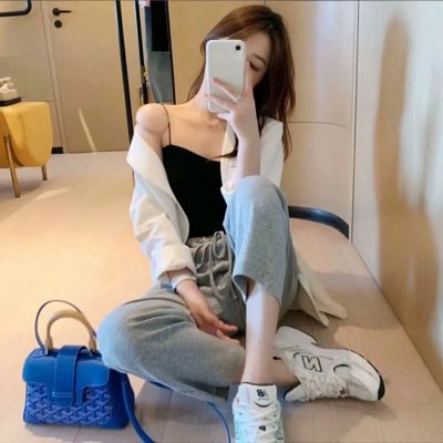 想被拥抱的12个女人